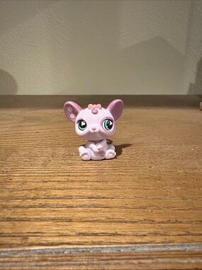 Littlest Pet Shop Pink Mouse Figurine - Cute Collectible